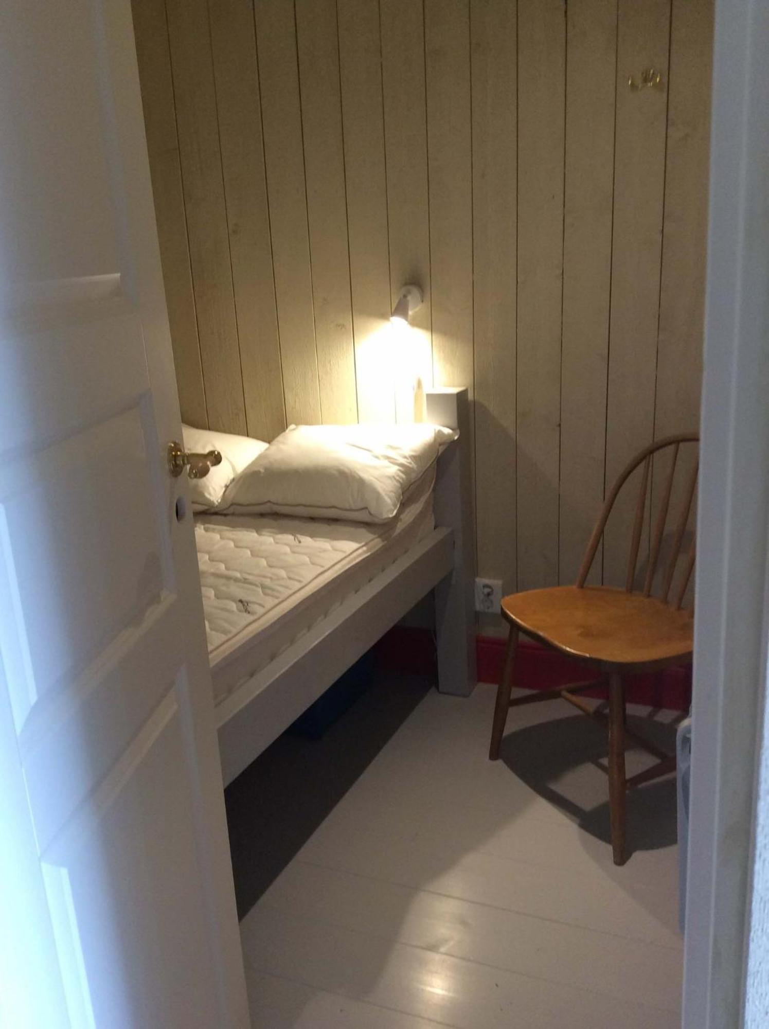 Bed and Breakfast Tystberga Logi Екстер'єр фото